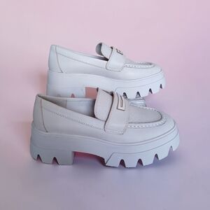 Elegant Aldo Cream Gray Platform Loafers for Women